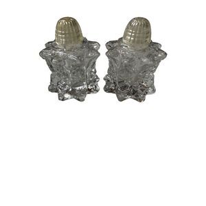Vintage Crystal Glass Style Salt & Pepper Shakers Set